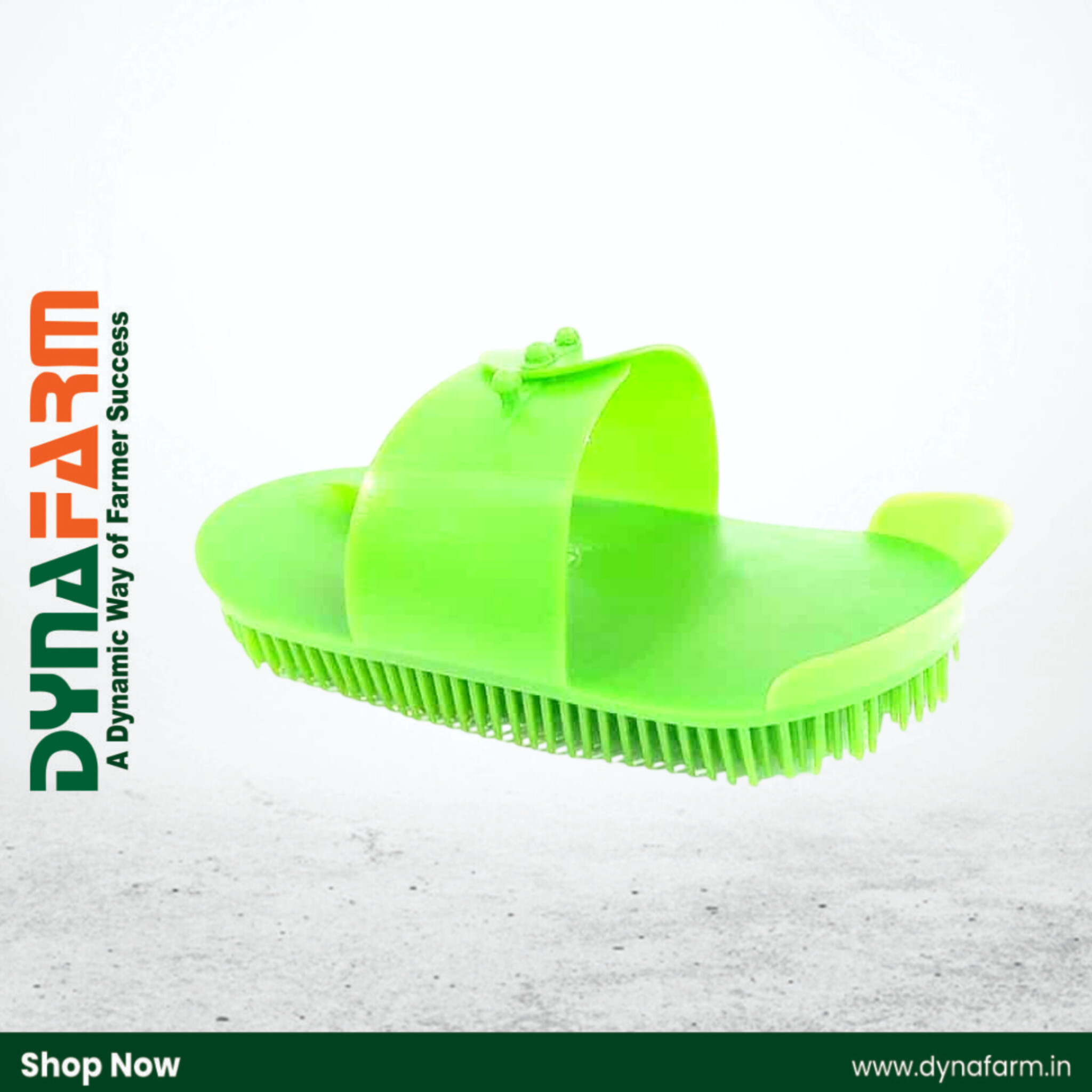InShot_20261015_122930818.jpg Godhan Cow Washing Brush – Cattle Cleaning & Grooming Brush - Image 1