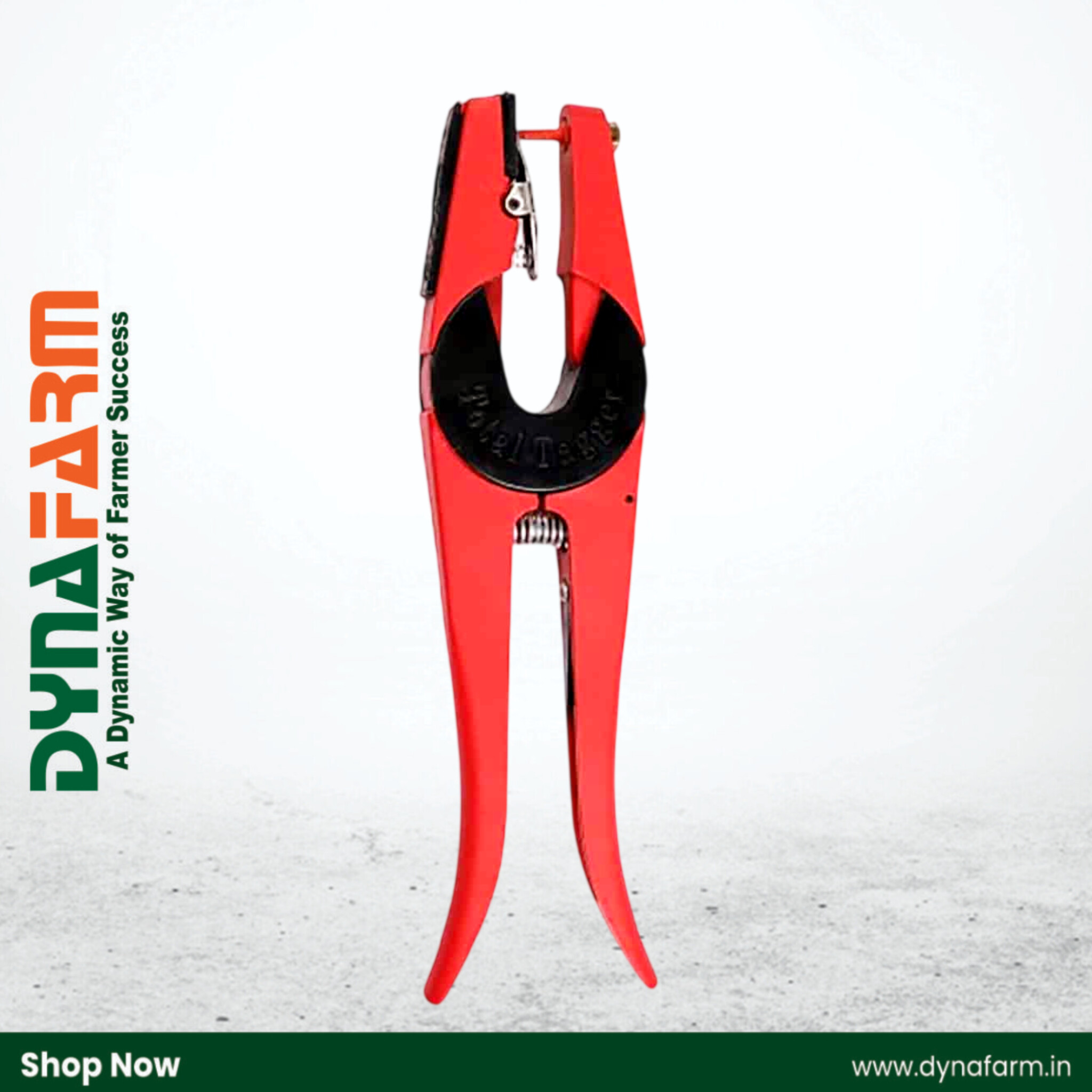 InShot_20261015_124344413.jpg Godhan Tag Applicator – Livestock Ear Tagging Tool - Image 1